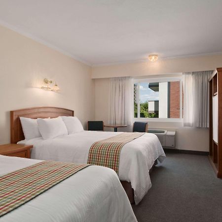 Travelodge By Wyndham Kamloops Exterior foto
