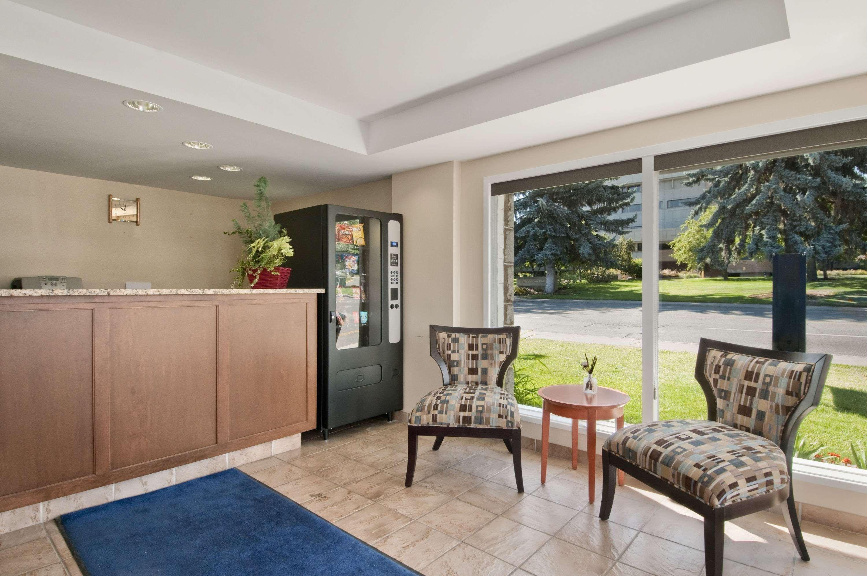 Travelodge By Wyndham Kamloops Exterior foto
